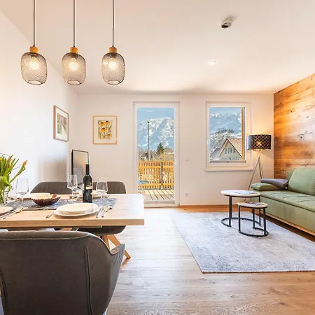 Kerstin 巴德米滕多夫